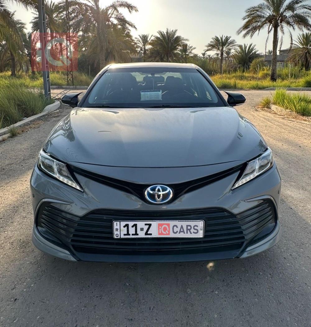 تۆیۆتا کامری